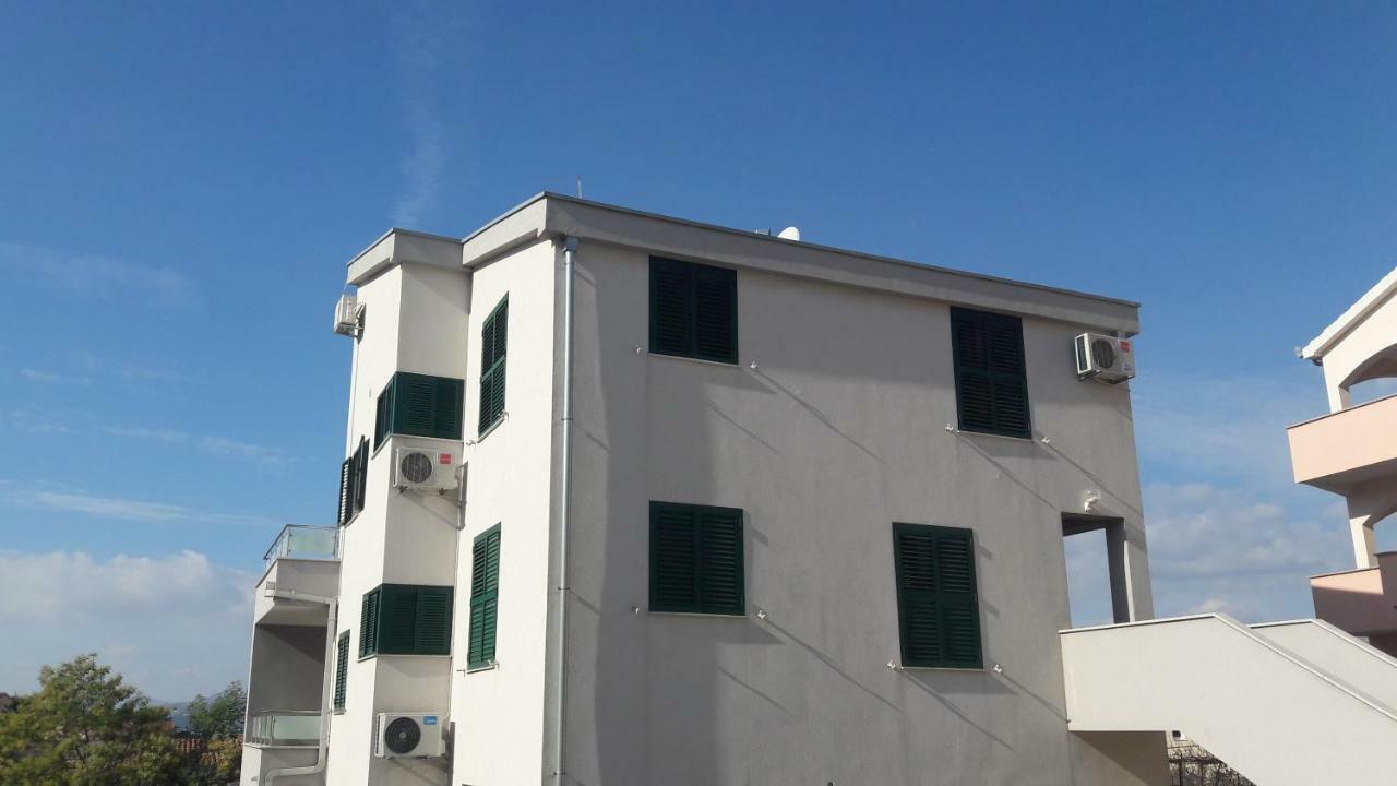 Apartment Anakatarina Trogir Buitenkant foto